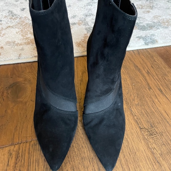 *Last Chance* Nine West size 7 booties - Picture 2 of 4